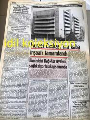 İZMİT TİCARET  VE SANAYİ ODASI GAZETESİ YEREL TAŞRA BASINI --- 4 OCAK 1989 --GOSB 'nin temelini  Başbakan Özal Attı --Cumhurbaşkanlığı Konseyi Üyesi :Nejat Tümer Karamürsel de ki Nazmi Oğuz  İlkokulunu hizmete açarken --Hayırseverlerden Eğitime Katkı ---Cemil Akbulut 'u kaybettik ---Tüsside 'nin  bu yılın ilk  altı ayındaki seminer programı açıklandı --İşerl ,Eriş ve Ferah Odamıza Veda Ettiler --Oda Meslek Komiteleri 11. Meslek Grubu :Yılmaz Kanbak ,Turan Tığ ,Mehmet Seymenbaşı , Vedat Güven --Nezih  İşleri  :Odamız Yönetim Kurulu Başkanlığı ---İlaç ve ilaç  ham maddelerinin  patent kanunu kapsamı dışında tutulması  istendi ---