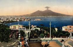 ŞEHİR KARTPOSTALI-İTALYA/NAPOLİ PORTAKAL BAHÇELERİNDEN ŞEHRİN PANAROMİK GÜNDÜZ GÖRÜNTÜSÜ,ARKASINA YAZILMAMIŞ,RENKLİ, 11 X 15 CM EBADINDA - 1950'LER, 1960'LAR, 1970'LER, 1980'LER