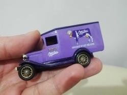 Coca Cola Winston minions taşıyıcı tır fayton milka metal mini model araba set koleksiyon dekor hediye nostalji tasarım süs hobi eğlence vintage aksesuar promosyon reklam Hediyelik dekorluk retro