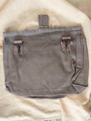 Askeri Çanta, Asker Sırt Çantası, Askeri Posta Çantası,  koleksiyonluk haki renkte orijinal askeri çanta..