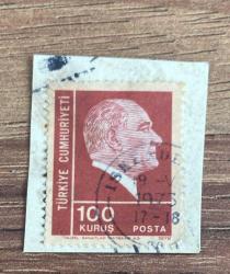 Mektup Zarfından Kesilmiş  / Postadan Geçmiş Pul Filateli - 19 Mayıs 1975 Damgalı - ATATÜRK, 100 KURUŞ - Türkiye Cumhuriyeti