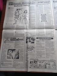 Türkiye Gazetesi - 22 Nisan 1995 -  Mahsun Kırmızıgül - Ekrem Pakdemirli İçin 4.5 Yıl Hapis İsteniyor - Yunanistan'a Avrupa Birliği Darbesi - Hayri Kozakçıoğlu -Geceler Trabzonspor'un - Güreşte Küskün Sefer - Fenerbahçe 2. Başkanı Vefa Küçük - İstanbul Büyükşehir Belediye Başkanı Recep Tayyip Erdoğan'dan Su Müjdesi - Sultanahmet Meydanına Cuma Saatinde Park Edilen Bomba Yüklü Otomobil Sarayburnu Otoparkında Patladı - Enver Ören İlim En Yüce Rütbedir - İhlas'tan Dev Eğitim Hamlesi - Süleyman Demirel'in Çocuk Sevgisi - Tanju Çolak'a Soğuk Duş