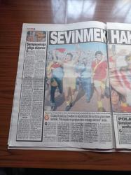 Gün Gazetesi - 1 Haziran 1993 - Şampiyon Galatasaray - Galatasaray Kaptanı Erdal Keser - Uğur Tütüneker Kaç Şişe Şampanya İçti Hatırlamıyor - Baş Dazlak Alman Başbakanı Kohl - Alman Atasözü En İyi Türk Ölü Türktür - Solingen Karıştı Olaylar Büyüyor - Prens Charles - Prenses Diana - İranlıların Devam Ettiği Mescit Kapatıldı