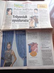Sabah Gazetesi - 1 Mart 1999 - Karabüklüler Fenerbahçe Kafilesine Saldırdı - Hakan Şükür - Sergen Yalçın - Ömer'in CHP'li Belediye Başkanı Mustafa Gül Atatürk Caddesi Tabelasını İndirip Dedesinin Adını Verdi - Bülent Ecevit Meydana İniyor - Hizbullah Bir General Öldürdü - Kumarhaneler Kralı Ömer Lütfü Topal'ın Mirası İçin İki Eşi Ölümüne Kapıştı - Apo İçin Özel Elektronik Göz - YSK Türbanlı Adaya Yeşil Işık Yaktı