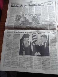 Güneş Gazetesi - 27 Temmuz 1990 - Carl Lewis'ten İlk Altın Madalya - Fenerbahçe'de Guus Hiddink Keyfi - Mustafa Denizli - Aleviler Abdal Musa'da Yazı Dizisi - Halkalı Kerbela Gibi - Küçükarmutlu'da Gerginlik - TV Savaşı Kulüplere Yaradı - Babalarla Sarmaş Dolaş Bir Bakan Abdulkadir Aksu - Behçet Cantürk - Julio Iglesias İzmir'de - 6 PKK'lı Çatışmada Öldürüldü