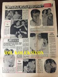 ZEKİ MÜREN'İN PLAKLARININ SATIŞI DURDURULDU, 25 TEMMUZ 1964 EKSPRES GAZETESİ - ZENCİ DÜŞMANLARI HAREKETE GEÇTİLER, A.P KONGRESİNDE KAVGA ÇIKTI, ARI PİRİNÇ UNU REKLAMI, PRENSES MARGARETH, SEVİM TANÜREK, BELEDİYE UMUMİ HELALARI KİRAYA VERMEYE BAŞLADI, OSMAN ÇELİKLER, REŞAT İLERİ ''BÜYÜK AKINCILAR'' SEVDA FERDAĞ ''ALİ DERLER ADIMA'' FİLMİ, EŞREF KOLÇAK, DİŞİ KAZANOVA ÇİZGİROMAN, AYHAN BAŞOĞLU, GRİPİN REKLAMI, METİN OKTAY, KADRİ ŞEREF, SPOR-TOTO YILLIK GELİRİ 123 MİLYONU BULDU,