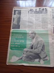 Milliyet Gazetesi - 10 Kasım Özel Eki - 1980'ler - Gazi Mustafa Kemal Atatürk Fotoğrafı - İstiklal Savaşı'nda Atatürk - Mustafa Kemal Halep'te Yıldırım Orduları Grubu Komutanı İken Yaverleri İle Birlikte - Atatürk Kendini Anlatıyor - Atatürk'ün Gençliğe Hitabesi - Ulusal Kurtuluş Yılları Sırasında Mustafa Kemal Cepheyi Denetlerken - Cumhurbaşkanı Ve Devrimci Atatürk - Mustafa Kemal Nasıl Bir Kişi İdi - Yakup Kadri Karaosmanoğlu - Ahmet Haşim - Falih Rıfkı Atay - Kılıç Ali - Afet İnan - Yabancı Gözü İle Atatürk