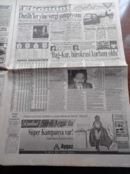 Meydan Gazetesi - 18 Nisan 1992 - Fenerbahçe Gerson'u Yine Kiralıyor - Bizim Stad Anarşistleri Gelsin Tribün Görsün - Harika Avcı'nın Dansöz Rolünde Oynadığı Film - Cindy Crawford - Claudia Schiffer - Richard Gere - Bağ Kur Genel Müdürü Kemal Kılıçdaroğlu - Süleyman Demirel Dev Sol'un Beyni Dağıtıldı - Vali Hayri Kozakçıoğlu - Necdet Menzir - Hücre Evi Baskınında 2400 Kurşun Sıkıldı