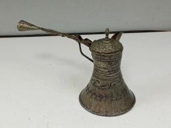 Eskilerden Katlanır Saplı Büyük Bakır Kahve Cezvesi