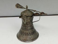 Eskilerden Katlanır Saplı Büyük Bakır Kahve Cezvesi