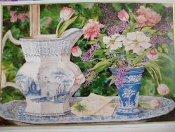 SANAT KARTPOSTALI-MUHTEŞEM ÇİNİLERİYLE VAZOLARIN İÇİNDE DURAN RENGARENK ÇİÇEKLER RESMİ,KAPAKLI,İÇ KISMINA YAZILMAMIŞ,RENKLİ, 12 X 17 CM EBADINDA