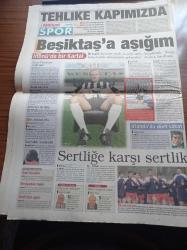 Milliyet Gazetesi - 10 Kasım 1999 - Yüzyılı Aşan Lider Mustafa Kemal Atatürk - Atatürk Hala Gündemde - DSP MHP ANAP Koalisyonu - Ulus Devlet Değişmeli - Bill Clinton - Paris Toplantısı - Briegel Beşiktaş'a Aşığım - Oğuz Sarvan'a UEFA Görevi - Lenin - Hitler - De Gaulle - Mao - Tito