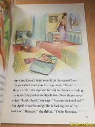 April in Moscow - Stephen Rabley - Longman - Easy Starts - İngilizce Hikaye Kitabı (April Moskova'da)