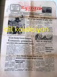 ISPARTA EĞİRDİR GÖL  SESİ  GAZETESİ YEREL TAŞRA BASINI ---1 Eylül 1972  Yıl :20 Sayı :4668--Bağlara Bağlara Dün Kurulan Pınarpazar 'ına  Gelen Çoktu --Karada havada deniz de  komando --Ziraat Meslek Okuluna Bu Yıl 15 Yatılı Parasız 15 Yatılı Paralı Öğrenci Alınacak --Ağustos 'da 17659 kilo et tüketildi --Fidan ihtiyacı olanlar teknisyenliğe müracaat edecek --Eğirdir Elma Üretiminin  Pazarlama Sorunu ve Çözüm Yolları  :Aziz Üstün --Tarihimizde Zaferler Ayı :Ağustos --Isparta Spor 'un galibiyeti  taraftarları sevindirdi --