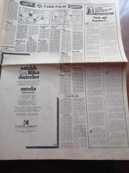 Hürriyet Gazetesi - 12 Ağustos 1979 - Selma Güneri Yusuf Sezgin Çifti Barıştı - Suna Yıldızoğlu Plak Yaptı Beni Seksi Buluyor Musun - Fenerbahçe'nin Rakibi Arsenal Liverpool'a Yenildi - Engin Verel Sakatlandı -  Şekersiz Bir Şeker Bayramına Hazır Olun - Buca'nın Hanım Belediye Başkanı Işılay Saygın Silah Kuşandı - Fakir Afganistan'da Marksist Rejim En Büyük Tepkiyi En Fakirlerden Görüyor