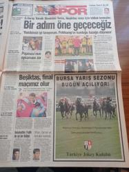 Takvim Gazetesi - 13 Nisan 1999 - Beşiktaş'ta Kupaya Rekor Pirim - Sergen Yalçın Fenerbahçe Taraftarı Uzun Süre Beni Unutamaz - Fenerbahçe'nin Hedefi Fatih Terim - Hami Mandıralı - Galatasaray Beşiktaş Maçı İçin İddialı - Askerlik İçin Yurda Dönmeyen Tarkan'a Vatandaşlıktan Çıkarılmak Üzere 24 Saat Verildi - Bülent Ecevit Tansu Çiller Seçim Yasağını Dinlemedi - Seçime Giren 602 Bin Aday Seçilmek İçin Trilyonlar Harcıyor - Abdullah Öcalan'ın 70 Avukatı Oldu