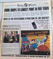 SUPERMAN RETURNS SPECIAL .. REKLAM BROCHURE VE SUPERMAN POSTERİ RRR  2006 DAILY PLANET GAZETESİ