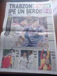 Star Gazetesi - 16 Nisan 1999 - Fatih Akyel'e Almanlar Talip - Elvir Baliç - Halil Mutlu - Trabzonspor Teknik Direktörü Gordon Milne - Susurluk Skandalının Ardından Mahkeme Salonlarında Boy Gösteren İbrahim Şahin Gündüz Saklanıyor Gece Barlarda Mankenlerle Eğleniyor - Suikast Son Anda Önlendi İBDA- C İstanbul Üniversitesi Rektörü Kemal Alemdaroğlu'nu Öldürecekti - Sırp Kolay Lokma Değil - Cezaevindeki Recep Tayyip Erdoğan'ın Ziyaretçileri Filme Alınıyor - Mustafa Denizli'nin Kızı Lal Denizli Adnan Polat İle Seçim Çalışmalarında - Yalçın Küçük