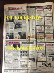 YUNANLILAR ŞİMDİ DE ATATÜRK'E DİL UZATTI, ATATÜRK'ÜN BİR RUM ARTİSTİ OLAN ROZO DALMAZ (ZOZO DALMAS) İLE İLİŞKİ YAŞADIĞINI İDDİA EDEN ATINA'DA ÇIKAN APOYEVMATİNİ GAZETESİ'YLE İLGİLİ HABER, 5 EYLÜL 1975 GÜNAYDIN FOTO HABER 1 GAZETE, ECEVİT'İN ELAZIĞ GEZİSİNDE KANLI OLAYLAR ÇIKTI, NECMETTİN ERBAKAN'IN ELİNİ ÖPTÜRMESİ, KADIN MÜTEAHHİT YÜKSEL ÜÇEL'İ ÖLDÜREN ADAMIN İDAMI İSTENİYOR, SİGARA SATAR GİBİ TABANCA SATAN KAÇAKÇILAR YAKALANDI, ZEYNEP SULTAN ÇİZGİROMAN, OSMAN ÖNDEŞ, ''HÜZÜNLÜ DAKİKALAR FOTOROMAN, KATİUSCIA, CEMAL DÜNDAR, ULTİMA REKLAMI, BELEDİYA OTOBÜS ŞOFÖRLERİNİN GREVİ, LIVER-REED DAKTİLO REKLAMI, DİDİ VE FENERBAHÇE, ''İKİ YÜREKLİ KADİR, DADAŞ HASAN, ÇİZGİ ROMAN, EROL DENLİ'' - KARA MURAT ÇİZGİROMAN - İZMİR FUARI GECELERİ 100 BİN LAMBA AYDINLATIYOR, DANDY, STİMOROL REKLAMI, KADIN ERENLER, NEZİHE ARAZ, CEMAL DÜNDAR