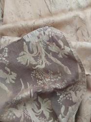 Projelik Koltuk, Sandalye kaplama Kumaşları, projenize değer katacak eskilikte ve güzellikte, Çok eskiden kalma.