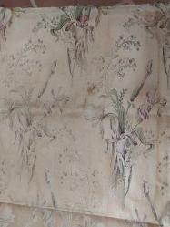 Projelik Koltuk, Sandalye kaplama Kumaşları, projenize değer katacak eskilikte ve güzellikte, Çok eskiden kalma.