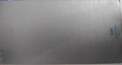 SANAT KARTPOSTALI-ÜSTÜNDE ''YENİ YILINIZI EN İÇTEN DİLEKLERİMİZLE KUTLARIZ'' YAZAN ÇAM AĞACI SÜSLERİ RESMİ,KAPAKLI,İÇ KISMINA YAZILMIŞ,RENKLİ, 10 X 20 CM EBADINDA