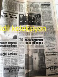 BURSA OLAY GAZETESİ YEREL TAŞRA BASINI---4 Şubat 1988 --Malı götüren götürene --Tarık Akan 'ın ikizleri oldu -Yaya geçidinde ölüm korkusu --TKİ 'ye tam not --Sebze ve meyve de korsan satışlar --TÜSİAD 'dan sert çıkış --Türk  firmalarında  öz sermaye yetersiz --ANAPLI 'lı başkan  adayı Aşkın , söylentilere cevap verdi birleşme yok --Çernobil Korkusu ---1. Lig de düşme kaldırılıyor mu ?--Yeşil  -beyazlı futbolcular 3 puan  parolası ile hazırlanıyor   Samsun 'dan alacağımız var --
