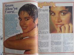 Kadınca Aylık Aktüalite Sinema Tiyatro Müzik ve Gençlik Mecmuası Dergisi - Temmuz 1980 - Türkan Şoray - Cüneyt Arkın - Zeki Müren - Sezen Aksu - Gül Erda - Türkiye'nin Güçlü Kadınları - Erkekler Güçlü Kadınlardan Ürküyorlar mı? - Vasfi Rıza Zobu - Meral Taygun - Sinema: Açık Oturum - İçimizden Biri - Nurhan Damcıoğlu - Öykü - Fal ve Ayın Burcu - Biz Bize - Tandans Patronlu Modelleri - Yerli Moda - Saç Örgü Hırka - Bikini ve Dikdörtgen Elbise Şemaları - Bebeğinizi Tanıyor Musunuz? - Tüp Bebek Bir Yaşında - Bedava Sağlık Merkezi - Cinsel İlişki Oranında Değişme ve Dış Gebelik - Cinsel İlişkide Tehlikeli Günler - Doğa ve Sağlık - Popo Güzelliği ve Bakımı - Güneş ve Cilt Bakımı - Dağarcık - Yemek fotoğraf ve haberi - Dergi Tam Değildir Sadece 90 Sayfası Mevcuttur - Dergi Kapağı Yoktur