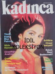 Kadınca Aylık Aktüalite Sinema Tiyatro Müzik ve Gençlik Mecmuası Dergisi - Ekim 1980 - Nükhet Duru - Şenay - Türkan Şoray - Arabesk'ten Bale'ye Kültürümüz Konuklarımız Var - Modacılar, kadın ve moda için konuştular - Yalnızlık ile Hesaplaşma - Patronunuzun Aklından Geçeni Okuyun - Birbirinizi Ne Kadar Tanıyorsunuz? - Bulmaca - Öykü - Ayın Burcu ve Fal - Bizbize - Tandans Patronlu Modelleri - Yerli Moda - Bebek Nasıl Beslenmeli? - Emziren Kadın Nasıl Beslenmeli? - Cinsiyetin Anahtarı, Klitoris - Midenizin Sağlığı - Çocuğunuz Neden Okula Gitmek İstemiyor? - Boyun Güzelliği ve Bakımı - Güzellik Uzmanından Makyaj Öğütleri - Dağarcık - Oyuncak Eşek Yapımı - Artık Kağıtlarla Evinizi Süsleyin fotoğraf ve haberi - Tam Takım Dergi