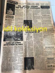 İSTANBUL YEŞİL GAZETE  YEREL TAŞRA BASINI ---Kasım 2002 Yıl :1 Sayı :1--Savaş adım adım yaklaşıyor  hayır demek için 1 Aralık 'ta mitinge ----MUNZUR 'A DOKUNMA -Tunceli 'de doğal  yaşama ve bölge ekonomisine  yönelik büyük  bir tehdit  oluşturan  Munzur  barajlar  projesi  tepki topluyor --Barajın Anlamı : Göç ,Açlık  ve Yoksulluk :Mustafa Sütlaş  --Munzur Darda : Murat Cano --Jean Baudrillard la Söyleşi Çıngınlığı Küreselleşme Üretiyor ---Oxford 'a Yağmur Irak 'a Bomba Yağacak --Brezilya ,İşçi Partisi 'nin Adayı Lula 'yı  Başkan Seçti --Bilim ve Kapitalizm Tehlikeli  İlişkiler  :Sibel Özbudun --4. Ulusal temiz Enerji Sempozyumu( UTES 2002 ) Yapıldı --