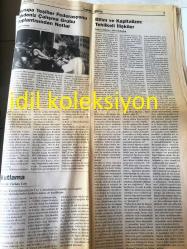 İSTANBUL YEŞİL GAZETE  YEREL TAŞRA BASINI ---Kasım 2002 Yıl :1 Sayı :1--Savaş adım adım yaklaşıyor  hayır demek için 1 Aralık 'ta mitinge ----MUNZUR 'A DOKUNMA -Tunceli 'de doğal  yaşama ve bölge ekonomisine  yönelik büyük  bir tehdit  oluşturan  Munzur  barajlar  projesi  tepki topluyor --Barajın Anlamı : Göç ,Açlık  ve Yoksulluk :Mustafa Sütlaş  --Munzur Darda : Murat Cano --Jean Baudrillard la Söyleşi Çıngınlığı Küreselleşme Üretiyor ---Oxford 'a Yağmur Irak 'a Bomba Yağacak --Brezilya ,İşçi Partisi 'nin Adayı Lula 'yı  Başkan Seçti --Bilim ve Kapitalizm Tehlikeli  İlişkiler  :Sibel Özbudun --4. Ulusal temiz Enerji Sempozyumu( UTES 2002 ) Yapıldı --