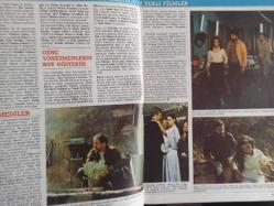 Kadınca Aylık Aktüalite Sinema Tiyatro Müzik ve Gençlik Mecmuası Dergisi - Ekim 1982 - Ajda Pekkan - Robert De Niro - Banu Alkan - Sevişmenin Püf Noktaları - Menopoz - Bazıları Neden Uyumazlar - Uzman Doktorlarımız - 1982 Sonbahar - Kış Modası - Patronlu Modeller - Tek Göğsüm Yok Ama Mutluyum - Cinsel Eğitimsizlik - Bir Nikah Komedyası - Anasının Kuzusu Erkekler - Toplantı Nasıl Düzenlenir - Rahmi Pehlivanlı - Leyla Erbil - Çalışan ve Çalışmayan Kadın Ayırımı - Pısırık ve Korkak Çocuklar Yetiştirmeyin - Kız ve Erkekler Neden Ayrı Okullarda Okuyor - Kimse Mükemmel Değildir - Cilt Bakımı fotoğraf ve haberi - Tam Takım Dergi