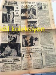 DEMOKRAT İZMİR GAZETESİ YEREL TAŞRA BASINI ---13 Temmuz 1971 --Gezmiş Davasının Savcısı Ecevit ve Demirel 'i Yerdi --Deniz Gezmiş (İdam talebiyle yargılanacak )--Sıkı Yönetim Komutanı  Askeri Savcı  Hakim Binbaşı Keramettin Çelebi : Deniz Gezmiş ve arkadaşlarıyla  ilgili iddianamesini hazırlamış ---Köy İşleri Bakanı :Cevdet Aykan  ---Makarios ,Cunta 'ya çattı --Kıbrıs konusunda entrika çevriliyor --Ortak Pazar ve İngiltere :Arıkan M. Erzurumlu ---İkinci Dünya Savaşında  ABD -Mafia Anlaşması :İbrahim Uzgören --Atatürk 'ün Laiklik Kavramı --İnşaat sektöründe malzeme fiyatı yüzde yirmi arttı --Fransız Konsolosluğu  Guy Barioulet  dün sabah  İzmir Valisi Namık Kemal Şentürk  Ziyaret Etti --PTT 'ciler Eğleniyor --