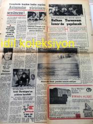 DEMOKRAT İZMİR GAZETESİ YEREL TAŞRA BASINI ---13 Temmuz 1971 --Gezmiş Davasının Savcısı Ecevit ve Demirel 'i Yerdi --Deniz Gezmiş (İdam talebiyle yargılanacak )--Sıkı Yönetim Komutanı  Askeri Savcı  Hakim Binbaşı Keramettin Çelebi : Deniz Gezmiş ve arkadaşlarıyla  ilgili iddianamesini hazırlamış ---Köy İşleri Bakanı :Cevdet Aykan  ---Makarios ,Cunta 'ya çattı --Kıbrıs konusunda entrika çevriliyor --Ortak Pazar ve İngiltere :Arıkan M. Erzurumlu ---İkinci Dünya Savaşında  ABD -Mafia Anlaşması :İbrahim Uzgören --Atatürk 'ün Laiklik Kavramı --İnşaat sektöründe malzeme fiyatı yüzde yirmi arttı --Fransız Konsolosluğu  Guy Barioulet  dün sabah  İzmir Valisi Namık Kemal Şentürk  Ziyaret Etti --PTT 'ciler Eğleniyor --