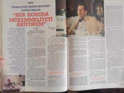 Kadınca Aylık Aktüalite Sinema Tiyatro Müzik ve Gençlik Mecmuası Dergisi - Ocak 1988 - Emel Sayın - Elia Kazan - Sibel Can - Serra Yılmaz - Kadının Adı Yok Vizyona Girerken - Doğan Hızlan - 1988 Yine Vizyon Yılı - Çamaşır Altın Çağını Yaşıyor - İpek Kramer - Paris'ten Saç Modelleri - 1987'nin 1 Numaraları - Kadınlar Şimdi Ne Yapacak? - Babalar da Annelik Öğreniyor - Kocam Kadın Oldu - Bu da Tesettür Modası - Kadın Evleri Kurulabilir - Erkek Femisitler - Benim Ülkemin Kadınları - Yalnız Yaşayan Kadınlar Zor Beğeniyor - Hayvanların Aile Yaşamı - Atasözlerinde Kadın'ın Durumu Parlak Değil - Erdal Atabek - Nedir Şu Erkeklik Denen Şey? - Kadın ve Erkek Birbirine Benziyor - Dilek Hayata Nasıl Döndü? - Tıpta Yeni Bir Adım - Adet Kanamaları ve Aklımıza Takılanlar - Abdülkadir Özgül - Ağlamakta Yarar Var - Sanat Olayları - Sibel Savacı - Çalışan Kadının Mutfağı - Açık Mektup fotoğraf ve haberi - Tam Takım Dergi