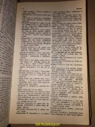 Langenscheidt Standard Sözlüğü - İngilizce , Türkçe / Türkçe , İngilizce - Resuhi Akdikmen - İnkilap Kitabevi - Hafif Yıpranmaları Mevcut