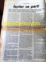 İSTANBUL EMEK DÜNYASI GAZETESİ  YEREL TAŞRA BASINI --Sayı :1 Ocak 1988 --Sosyalist basın güçlere baskılar yoğunlaşıyor --1988 Yılı Mücadele Yılı Olacak Özgürlük ve Haklarımız Elimizde --Seçimlerde  sosyalizmin  bağımsız sesi yükseltildi --Bağımsız Sosyalist işçi adayı Sait Üner 'in seçim  bildirgesi --Erken seçim çözüm  ve istikrar getirmedi --Faşizm Döneminde İşçi Hareketleri -Sınıf sendikacılığı  mücadelesi --Migros İşçileri kazanacak --