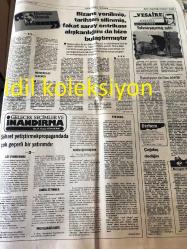 İSTANBUL AYRINTILI HABER GAZETESİ YEREL TAŞRA BASINI --23 Nisan 1979 Yıl :3 Sayı :1213---Türkeş ,Ecevit 'i İkaz Etti --Demirel akaryakıt  bunalımı  on gün daha sürerse ülkenin hali  haraptır dedi --Millet ,bu  hükümetten davacıdır --Milli Hakimiyet Bayramını Kutluyoruz --AET :Batılıların Türkiye 'ye yardım da yavaş davranmaları  utanç vericidir --Halil Tunç Giderayak AP ve MHP 'yi  Suçladı --Suudi ailesindeki anlaşmazlık  ,Kral  Halid  --Ziya Ül Hak :Nükleer Teknolojiye Geçeceğiz --Merkez Bankası Otomotiv Sanayi Kuruluşlarının 70 Milyon Dolarlık Alacağını 4 Aydır Vermiyor --Teröristler Devleti Yıkmak İçin Çalışıyorlar --Kapitalizm ,sanıldığı kadar kötü bir sistem midir ?--Artist Aynur Aydan ,25 bin lira değerindeki gelinliğini fakir bir kıza  hediye etti --