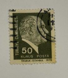 Mektup Zarfından Kesilmiş  / Postadan Geçmiş Pul Filateli - Damgalı - ATATÜRK İSTANBUL 1978 , 50 KURUŞ - Türkiye Cumhuriyeti