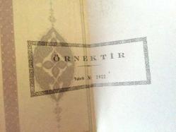 HEDİYE KARTPOSTALI, ÇİFT YAPRAK, MAVİ TONLARI AĞIRLIKTA ÇİNİ MODELİ TÜRK MOTİFLERİ ÇİZİMİ, İÇİ YAZILI, RENKLİ 17 X 11 CM EBADINDA