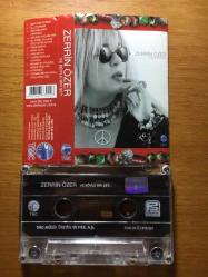 ZERRİN ÖZER - VE BÖYLE BİR ŞEY