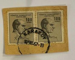 Mektup Zarfından Kesilmiş  / Postadan Geçmiş İkili Pul Filateli - Karaköy 10 Ekim 1967 Damgalı - ATATÜRK İSTANBUL , 100 KURUŞ - Türkiye Cumhuriyeti