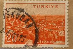Mektup Zarfından Kesilmiş  / Postadan Geçmiş Pul Filateli - Damgalı - DİYARBAKIR, 20 PARA - Türkiye Cumhuriyeti