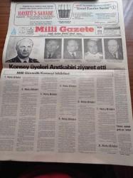 Milli Gazete - 13 Eylül 1980 - Ordu Yönetime El Koydu - Parlamento Feshedildi Yurtta Durum Sakin - Necmettin Erbakan Bülent Ecevit Ve Süleyman Demirel Geçici Olarak Güvenlik Altında - DİSK Ve MİSK Faaliyetleri Durduruldu - Kenan Evren Hükümet En Kısa Zamanda Kurulacak - Milli Güvenlik Konseyi Bildirileri - Konsey Üyeleri Anıtkabiri Ziyaret Etti -  Kara Kuvvetleri Komutanı Orgeneral Nurettin Ersin - Hava Kuvvetleri Komutanı Orgeneral Tahsin Şahinkaya - Deniz Kuvvetleri Komutanı Oramiral Nejat Tümer - Jandarma Genel Komutanı Orgeneral Sedat Celasun