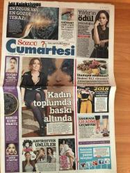 Sözcü Cumartesi Gazetesi, 9 Aralık 2017,  Yıldız Çağrı Atiksoy, Zerrin Tekindor, Prof. Dr. Osman Erk, Edda Sönmez, Hülya Avşar, Beren Saat, Çağla Şıkel, Tülin Şahin, Cemil İpekçi,  En Özgür Yay En Gözde Terazi, Katarakt Ameliyatı Ne Zaman Yapılmalı?, Tam Sayfa Bulmaca, Yıldız'ın Ödül Yolculuğu, Doğru Ürün Seçmenin Püf Noktaları, Unutuyor Musunuz? Nedeni 'B12' Olmasın?, 2018 Trendlerinde Maksimalist Esintiler, Rekor Kuru Erikte, Kadın Toplumda Baskı Altında, Dakikada 120 Adımı Geçmeyin, Çantanızdan Eksik Etmeyin!, Hayırsever Ünlüler, 45 Yıllık Ayakkabı Sanatı, Hafta Sonu Eğlence Rehberi, Kalabalık Mecranın Yalnız Bireyleri