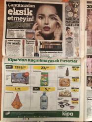 Sözcü Cumartesi Gazetesi, 9 Aralık 2017,  Yıldız Çağrı Atiksoy, Zerrin Tekindor, Prof. Dr. Osman Erk, Edda Sönmez, Hülya Avşar, Beren Saat, Çağla Şıkel, Tülin Şahin, Cemil İpekçi,  En Özgür Yay En Gözde Terazi, Katarakt Ameliyatı Ne Zaman Yapılmalı?, Tam Sayfa Bulmaca, Yıldız'ın Ödül Yolculuğu, Doğru Ürün Seçmenin Püf Noktaları, Unutuyor Musunuz? Nedeni 'B12' Olmasın?, 2018 Trendlerinde Maksimalist Esintiler, Rekor Kuru Erikte, Kadın Toplumda Baskı Altında, Dakikada 120 Adımı Geçmeyin, Çantanızdan Eksik Etmeyin!, Hayırsever Ünlüler, 45 Yıllık Ayakkabı Sanatı, Hafta Sonu Eğlence Rehberi, Kalabalık Mecranın Yalnız Bireyleri
