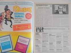 Film Market Aylık Filmcilik ve Sinemacılık Dergisi - Kasım 1983 - Yaktı Beni Filmi - Ferdi Tayfur - Serpil Çakmaklı - Hülya Koçyiğit - Seni Seviyorum Filmi - Türkan Şoray - Cihan Ünal - Sanat Evi - Geçen Ayın Ardından - Işık Toraman - Görüntü - Kılıbık Filmi - Kemal Sunal - Nevra Serezli - Ali Şen - Sümer Tilmaç - Günay Girik - Sokaktan Gelen Kadın filmi - Ömrümün Tek Gecesi Filmi - Not Defterimden - Hayri Caner - Atatürk ve Sinema - Müjde Ar 2 Filmde de Başrolde - Şalvar Davası Filmi - Aile Kadını filmi - İstanbul'daki Video Kulüpleri - Film Müzik Üretim Limited Şirketi ve Çekim Stüdyoları - Müjde Ar - Futboliye Filmi - Aydemir Akbaş - Bahar Öztan - İbrahim Tatlıses fotoğraf ve haberi - Tam Takım Dergi