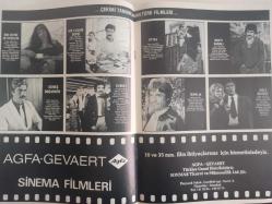 Film Market Aylık Filmcilik ve Sinemacılık Dergisi - 15 Temmuz 1984 - Firar Filmi - Hülya Koçyiğit - Talat Bulut - Şerif Gören - Türkan Şoray Anne de Olacak - Sinema Dünyamızdan - Mimeray'dan - Geçen Ayın Ardından - Cezayir Filmleri Haftası - Hülya Avşar - Öner Day ve Aydemir Akbaş ile söyleşi - Nefret Filmi - Hülya Avşar - Bulut Aras - Fatma Girik - Bölge Haberleri - Hüseyin Kuzu - Hakan Sonok - Behçet Nacar'la Söyleşi - Stüdyolar - Bir Sevgi İstiyorum Filmi - Bir Yudum Sevgi Filmi - Gurbet Filmi - Güneş Doğarken Filmi - İftira Filmi - İdamlık Filmi - Bahtı Karalı Filmi - Dünyadan - Fritz Lang'ın Metropolis'i Yeniden Gündemde  Steven Spielberg - Akira Korosawa - Şaşkın Filmi - Yunus bülbül - Canan Perver - OYa Aydoğan fotoğraf ve haberi - Tam Takım Dergi