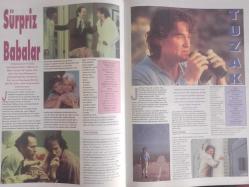 Sinema Gazetesi Haftalık Antrakt Dergisi Eki - 26 Eylül - 2 Ekim 1997 - Sayı:47 - Tuzak Filmi - Kurt Russell - Jonathan Mostow - MIB Siyah Giyen Adamlar - Tommy Lee Jones - Will Smit - Daniel Auteuil - Eric Boucher - Patrice Chereau - Smilla ve Karlar Filmi - Julia Ormond - Gabriel Byrne - Richard Harris - Vanessa Redgrave - Robert Loggia - Aşk Tutkunu Filmi - Meg Ryan - Matthew Broderick - Mektup Filmi - Tarık Akan - Zişan Uğurlu - Cüneyt Gökçer - Ahmet Mekin - Suna Selen - Jessica Campbell - Sürpriz Babalar Filmi - Robin Williams - Billy Crystal - Nastassja Kinski - Charlie Hofheimer - Tuzak Filmi - Kurt Russell - Kathleen Quinian - J.T. Walsh - Lucie Aubrac Filmi - Carole Bouquet - Daniel Auteuil - Mutlak Güç Filmi - İyi Kötü ve Çirkin Filmi - Clint Eastwood - Lee Van Cleef - Eli Wallach - Sürpriz Babalar Filmi - Robin Williams - Billy Crystal - Jurassic Park: Kayıp Dünya Filmi - Steven Speilberg fotoğraf ve haberi - Tam Takım Dergi