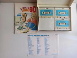 L'Album Di Successi Degli Anni '60 - 1960 ların Hit Albümü Çeşitli Sanatçılar 3 Kaset Kutu Set